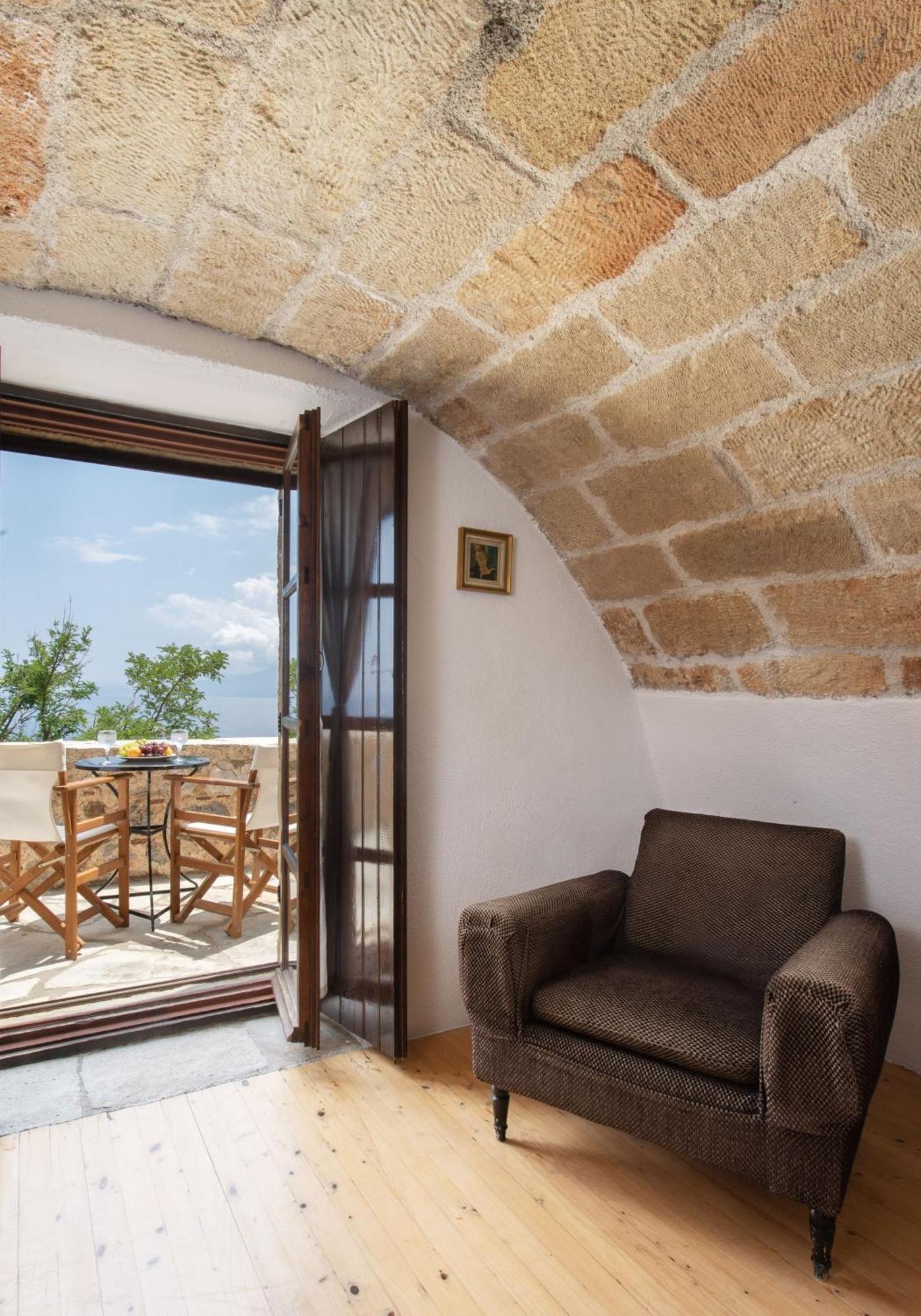 Pablito House-Seaview Monemvasia Nests Экстерьер фото